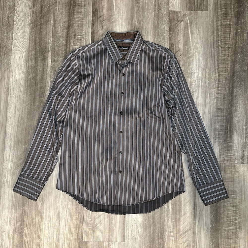 7 Diamonds Long Sleeve Button Down Shirt - Large - Picture 2 of 5